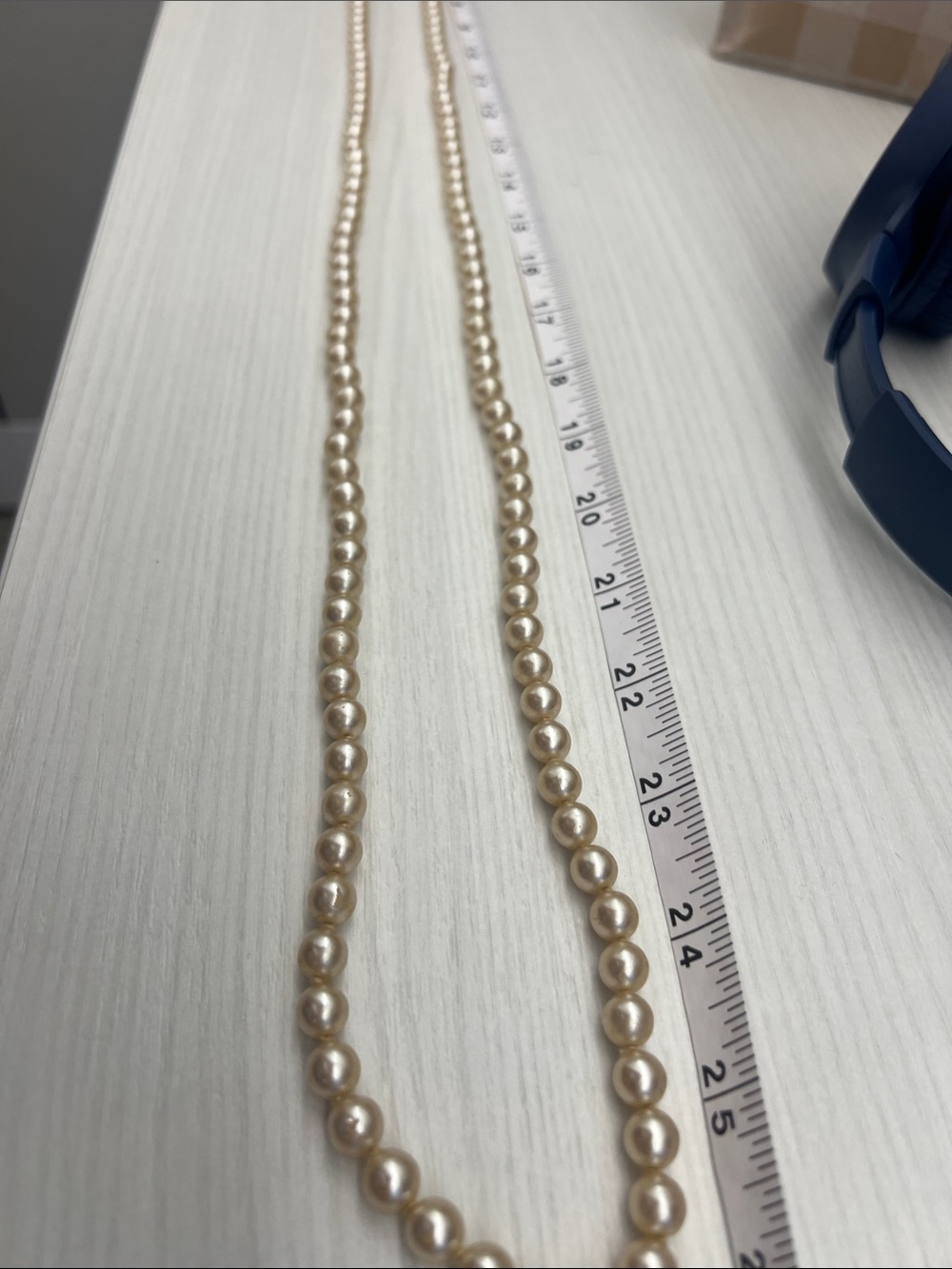 Classic Ivory Pearl Long Necklace - Elegant Women's Jewelry - Picture 3 of 9